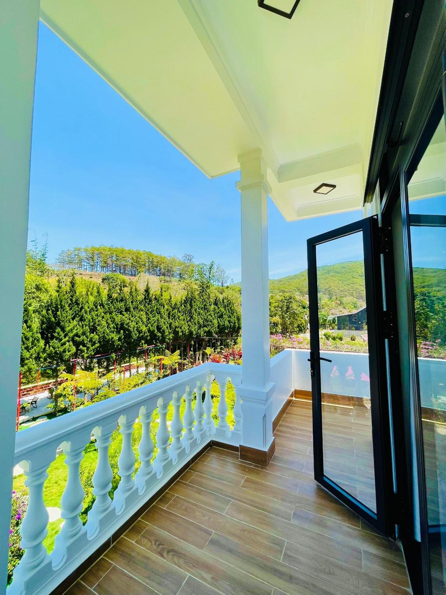 White Villa Da Lat Exterior photo